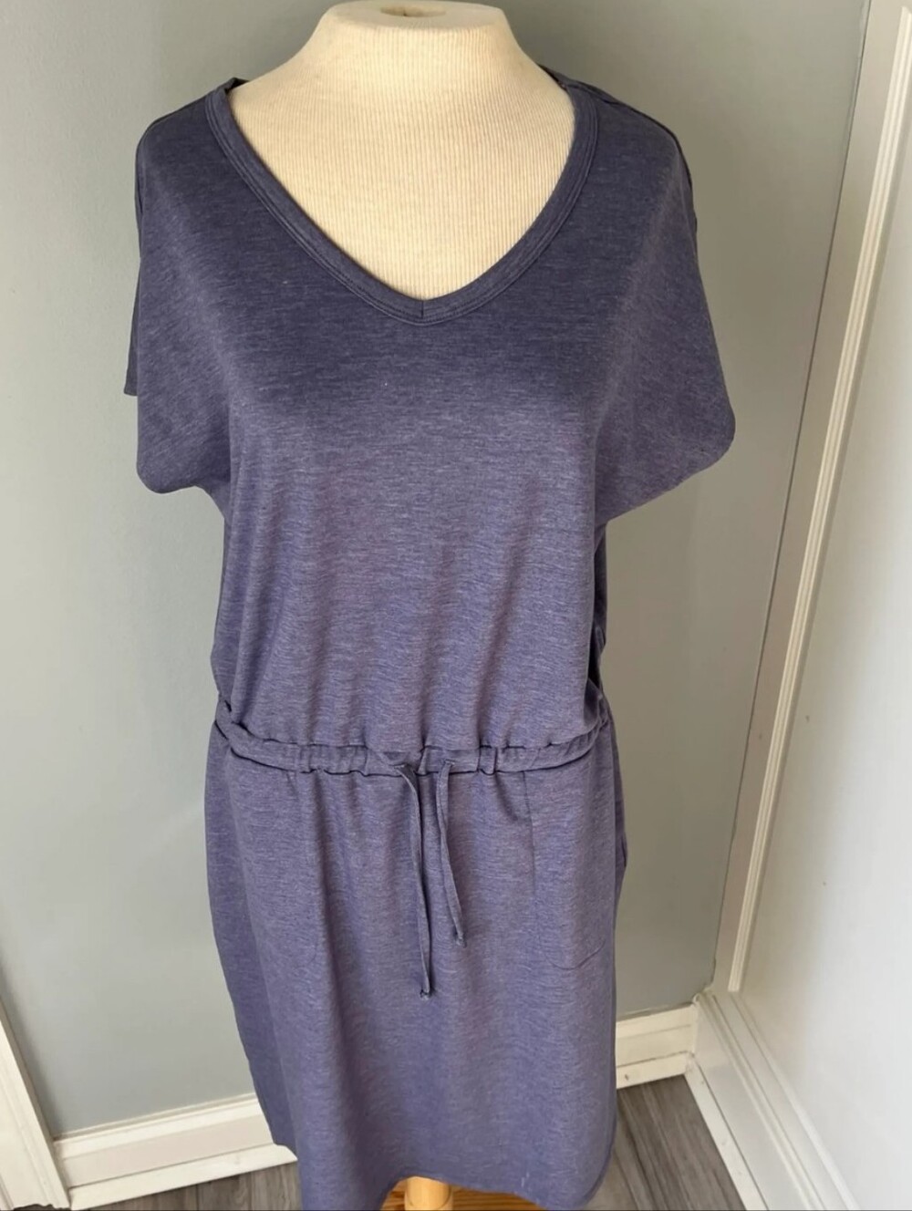 32 Degrees Women's V-Neck Drawstring Waist Dress
